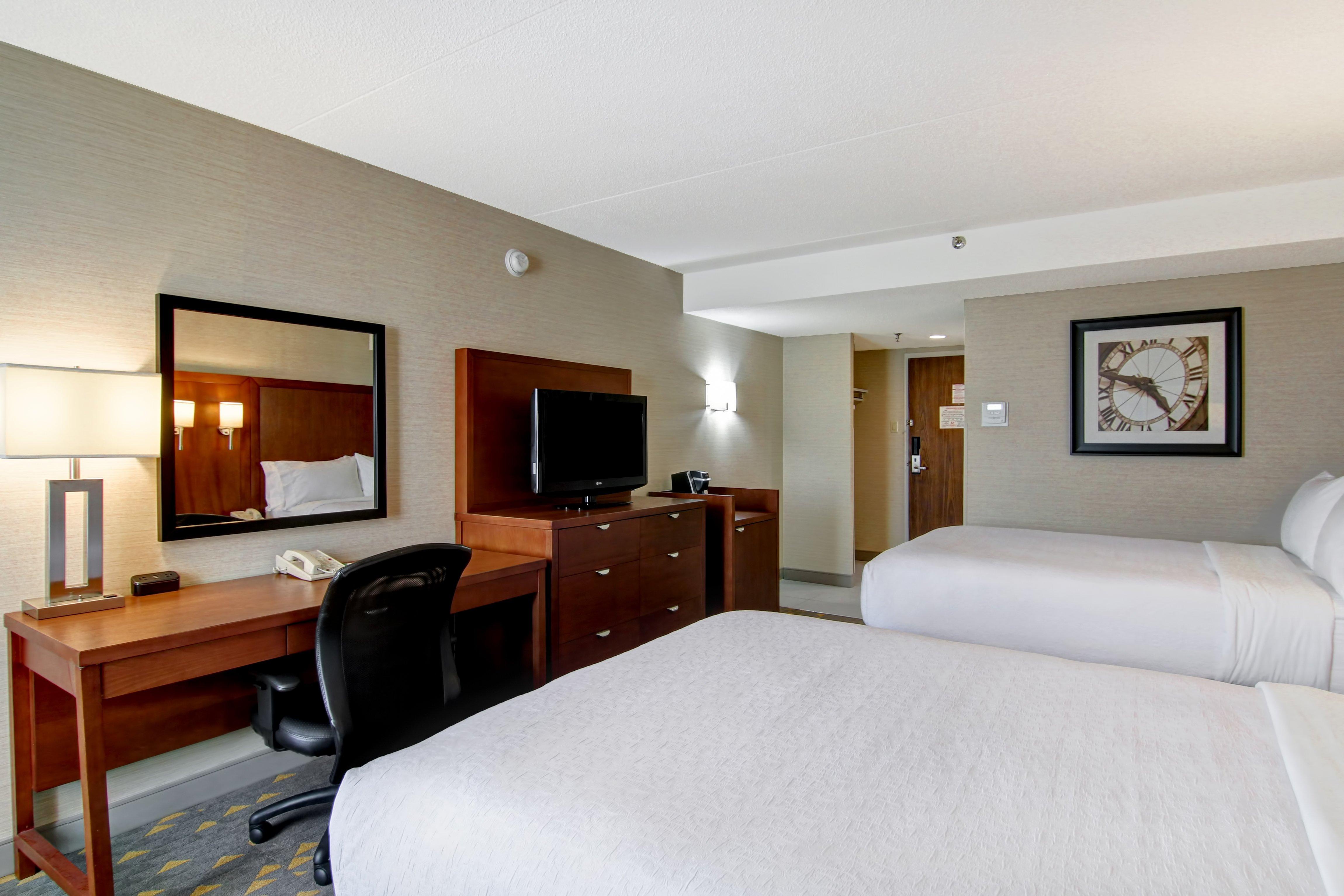 Holiday Inn Oakville Centre By Ihg Bagian luar foto