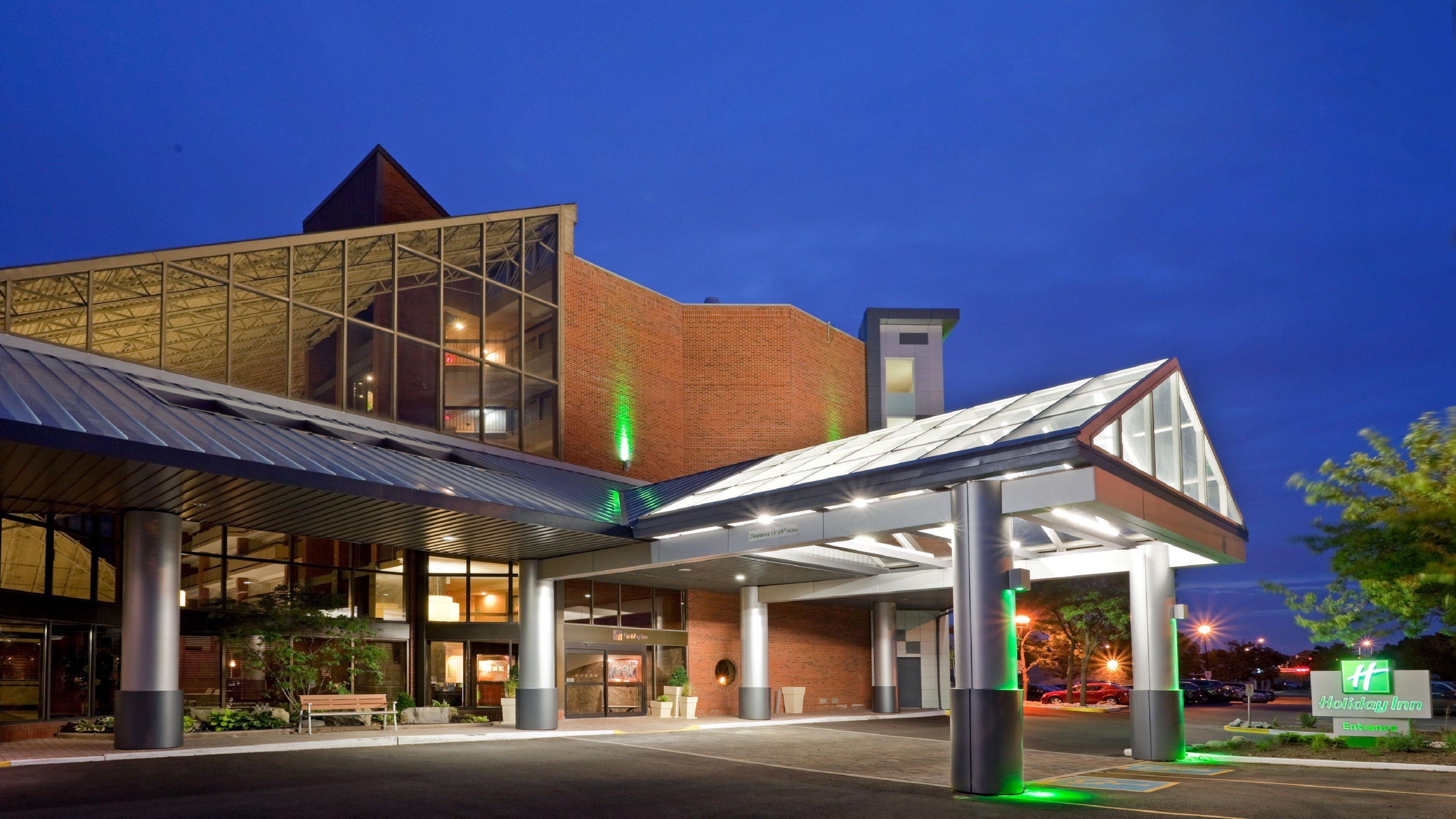 Holiday Inn Oakville Centre By Ihg Bagian luar foto