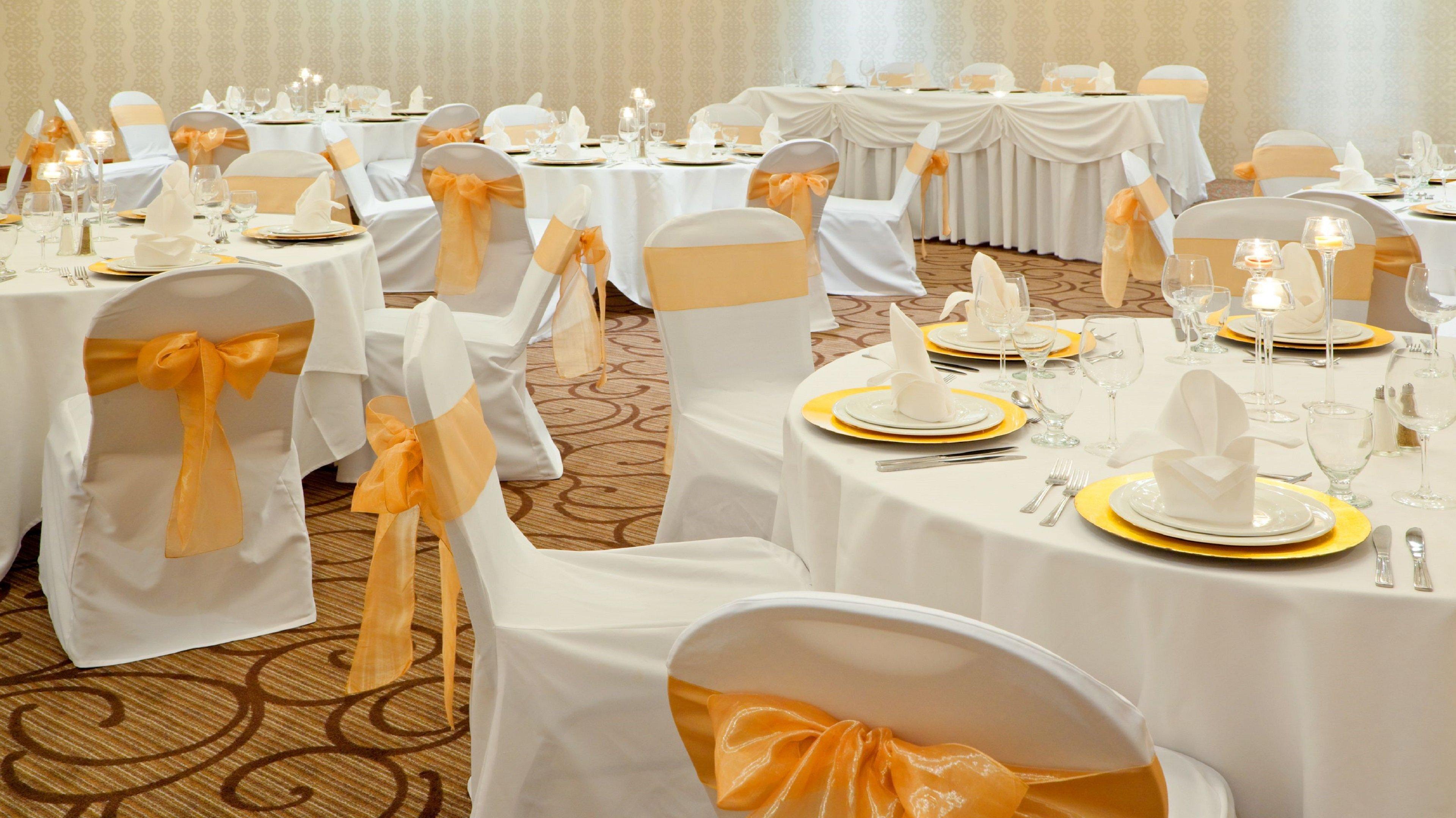 Holiday Inn Oakville Centre By Ihg Restoran foto