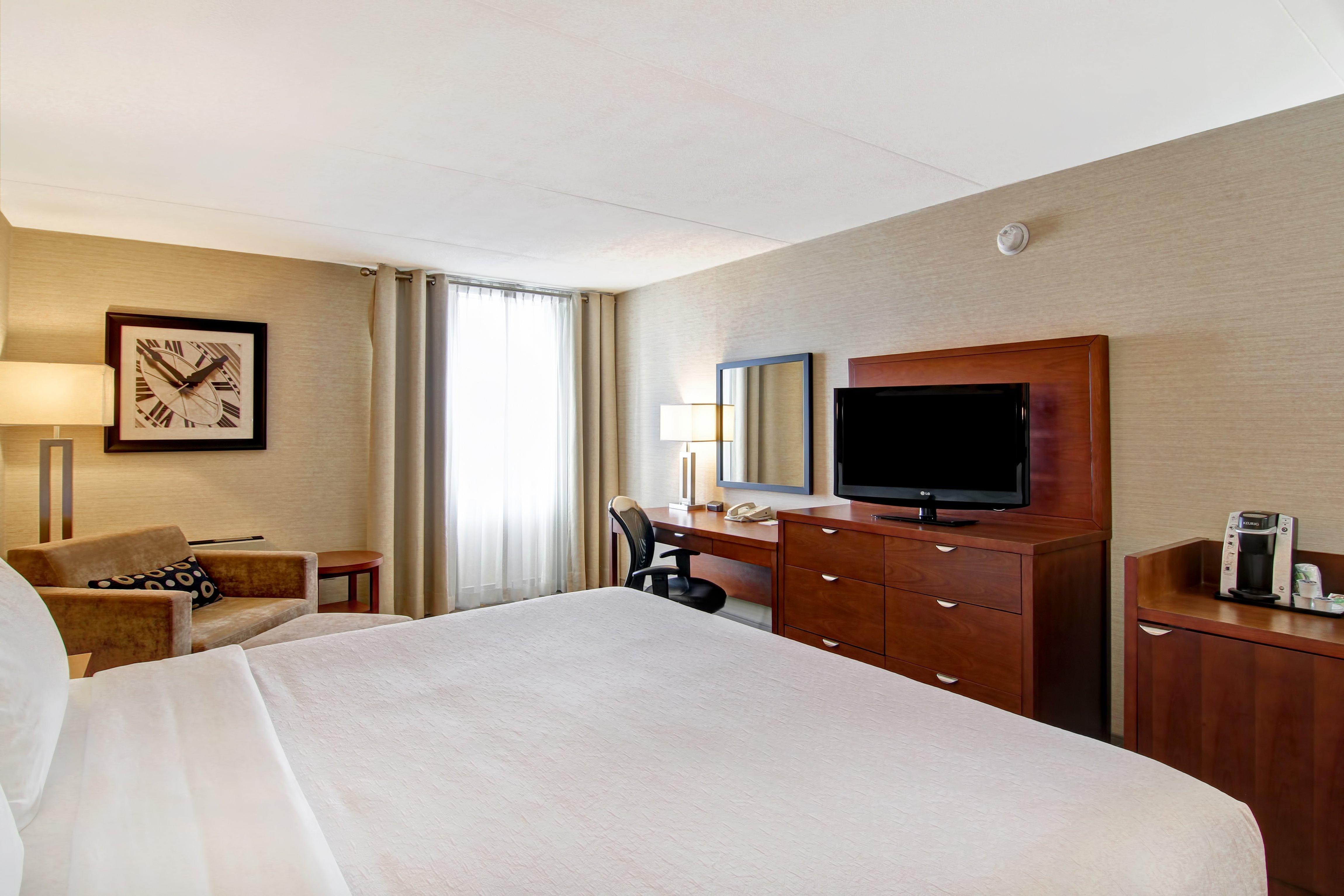 Holiday Inn Oakville Centre By Ihg Bagian luar foto