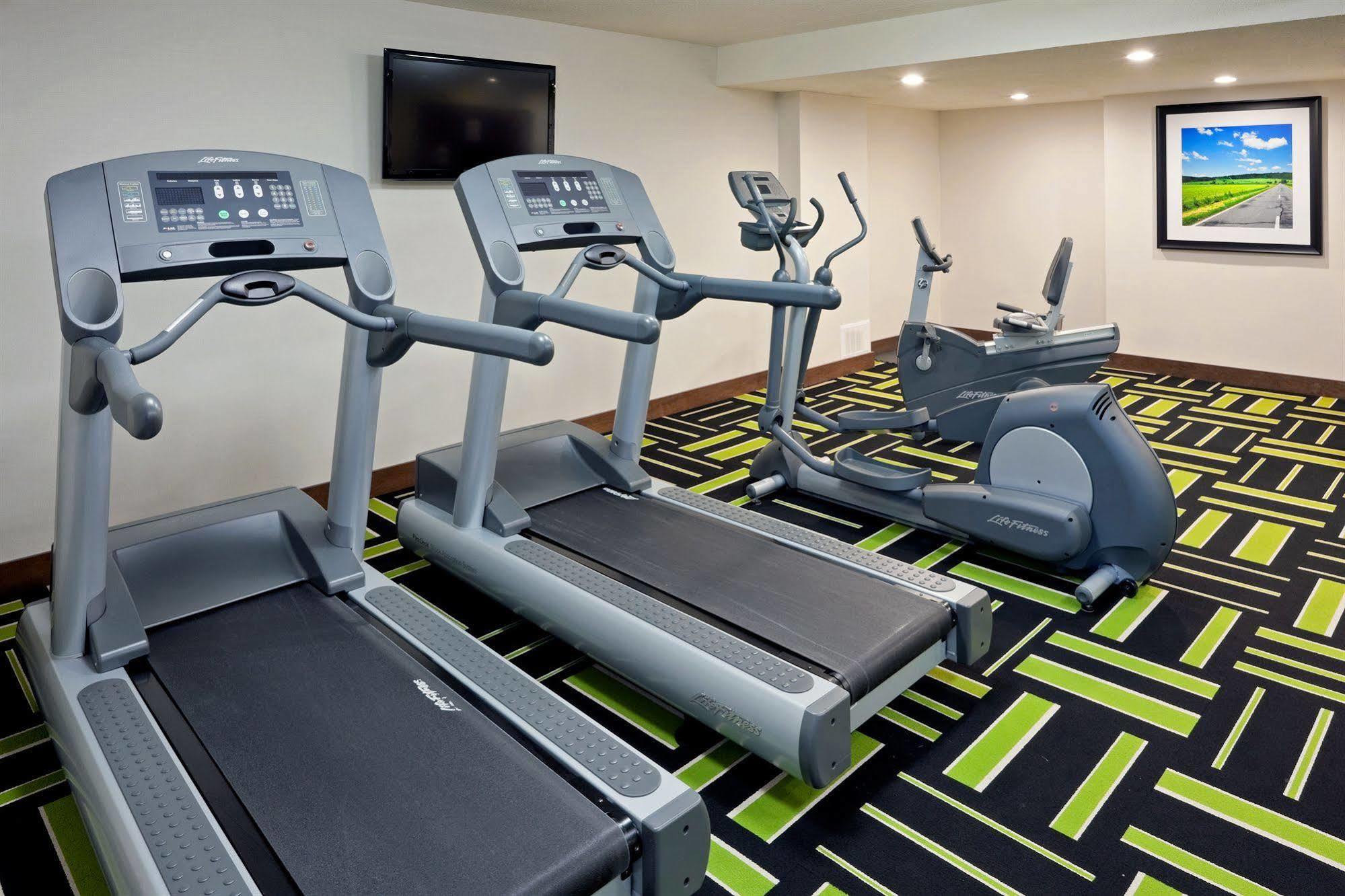Holiday Inn Oakville Centre By Ihg Bagian luar foto