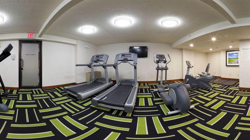 Holiday Inn Oakville Centre By Ihg Bagian luar foto